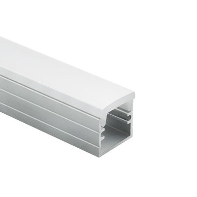 la Manche légère menée en aluminium de profil en aluminium 1212 3m faisant le coin avec la couverture de PC de diffuseur