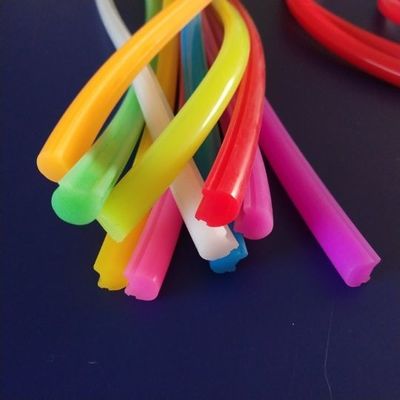 Signes faits sur commande flexibles multicolores de lumière de tube de lampe au néon du silicone LED 6mm 8mm 10mm 6500k