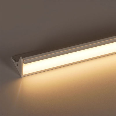 Bande menée à télécommande en aluminium 120LED 12V vert-bleu rouge blanc Ip44 du profil RVB