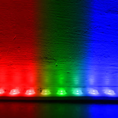 Dmx flexible imperméable a commandé des lumières le RVB que programmable a mené le pixel 36 IP67 de barre