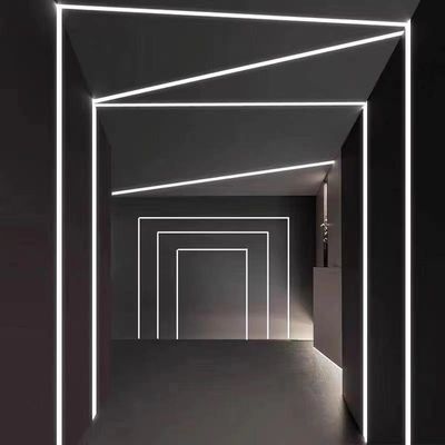 La lumière de LED dépouille la Manche en aluminium avec le profil en aluminium mené par gypse de plâtre de cloison sèche enfoncé par couverture de PC