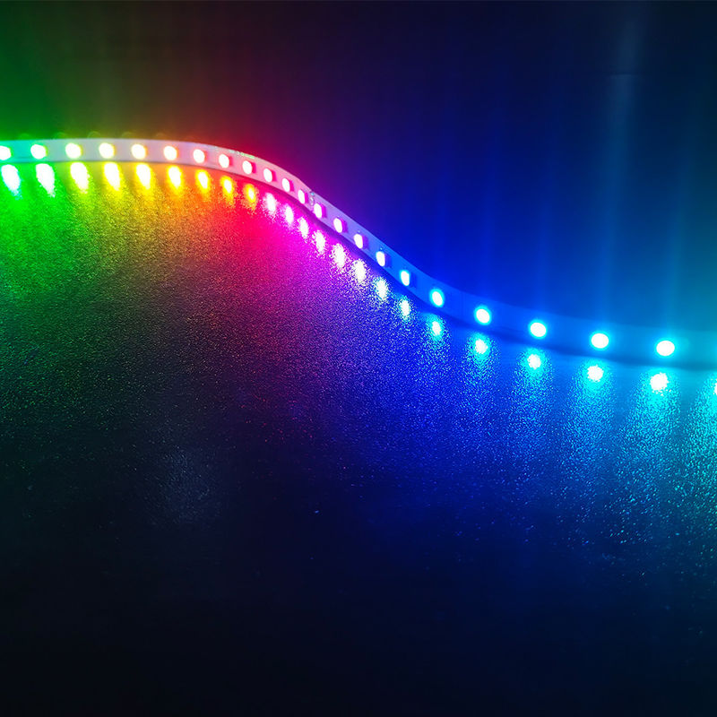 24V 96 Digital Rgbic a mené la bande Smart allume le pixel simple magique accessible de la couleur 12v mené