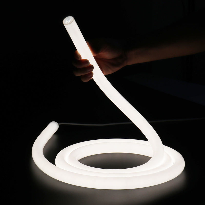 Diffuseur mené lumineux de lumière de bande de 360 degrés autour de lumière de tube au néon de corde de 360 silicones