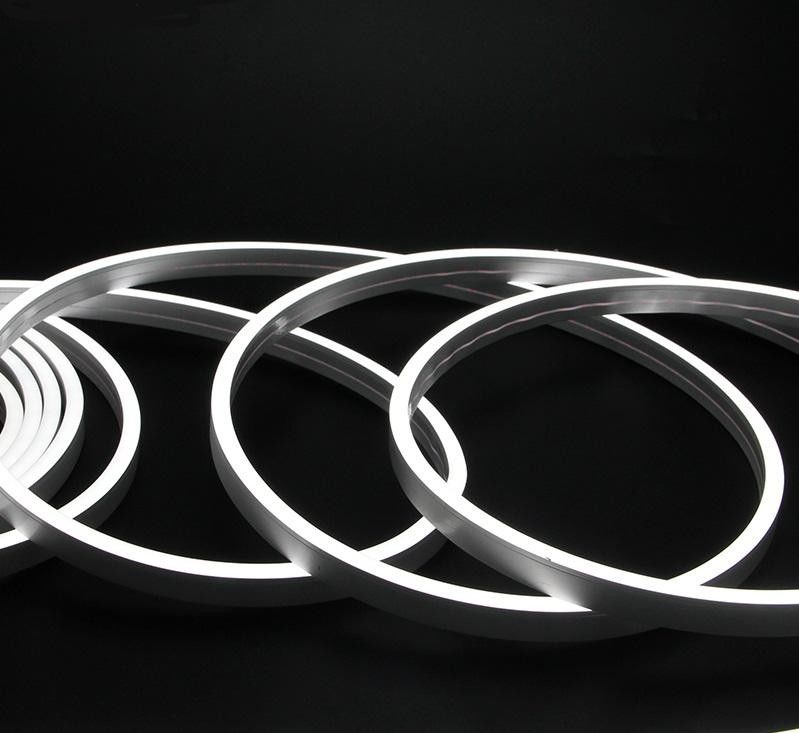 C.C au néon mené flexible 12V 24V de bande de silicone enseigne au néon imperméable extérieur de 6 x de 12mm