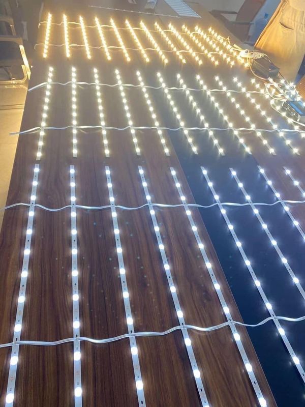 15w les bandes de allumage linéaires élevées de la puissance LED ont mené la barre 12v de Smd 3030 avec la lentille